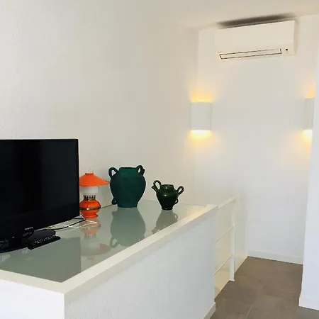 Tortora - Casa En El Centro Con Vistas Al Mar Feriehus Cadaqués