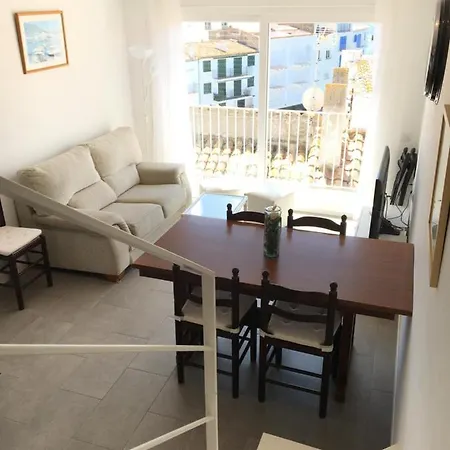 別荘 Tortora - Casa En El Centro Con Vistas Al Mar カダケス